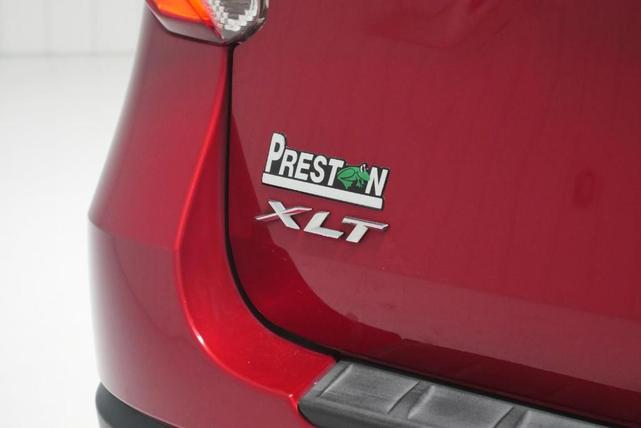 Photo of 2020 Rapid Red Metallic Tinted Clearcoat Ford Explorer