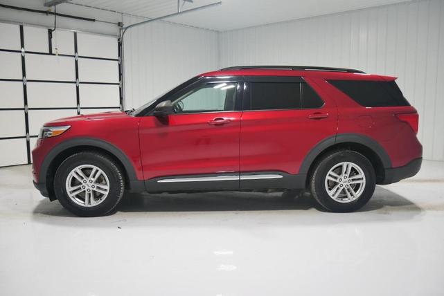 Photo of 2020 Rapid Red Metallic Tinted Clearcoat Ford Explorer