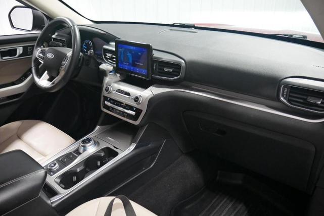 Photo of 2020 Rapid Red Metallic Tinted Clearcoat Ford Explorer