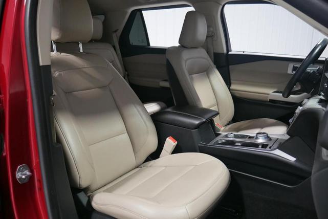 Photo of 2020 Rapid Red Metallic Tinted Clearcoat Ford Explorer
