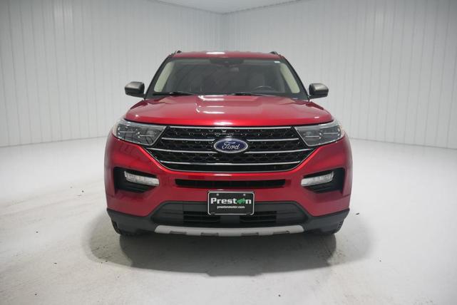 Photo of 2020 Rapid Red Metallic Tinted Clearcoat Ford Explorer