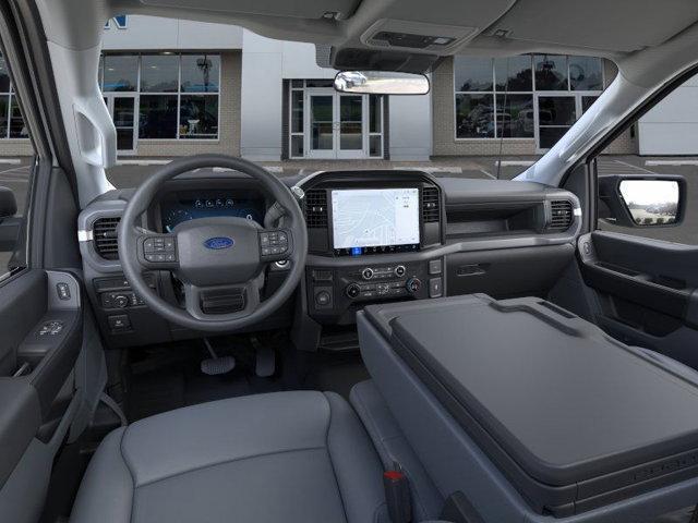 Photo of 2025 Oxford White Ford F-150