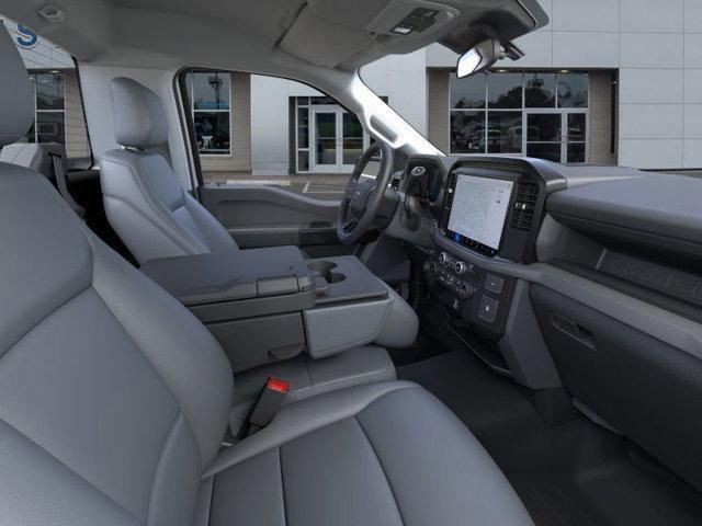 Photo of 2025 Oxford White Ford F-150