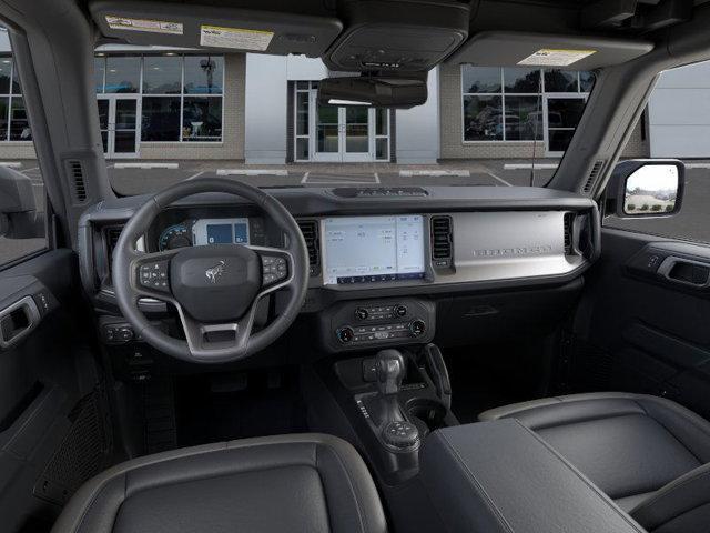 Photo of 2025 Green Ford Bronco
