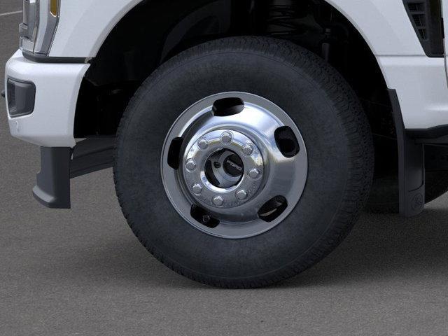Photo of 2025 Star White Ford F-350