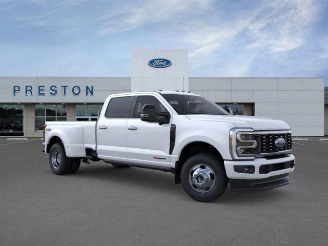 Photo of 2025 Star White Ford F-350