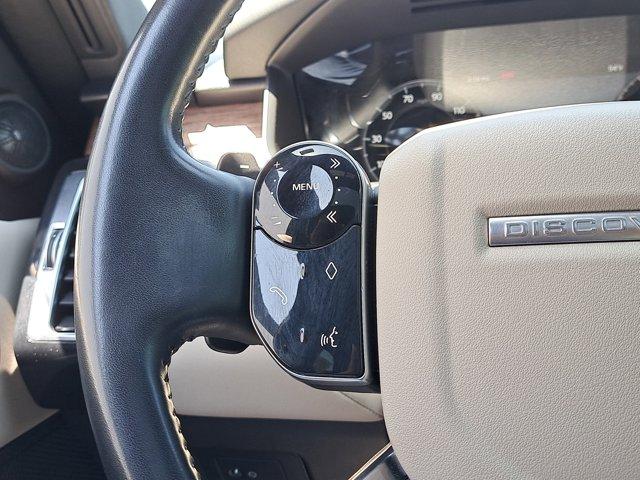 Photo of 2020 Indus Silver Metallic Land Rover Discovery