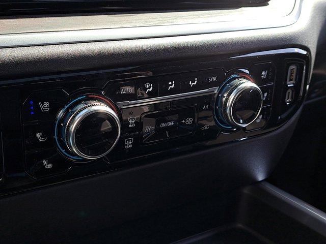 Photo of 2025 Onyx Black GMC Sierra 2500