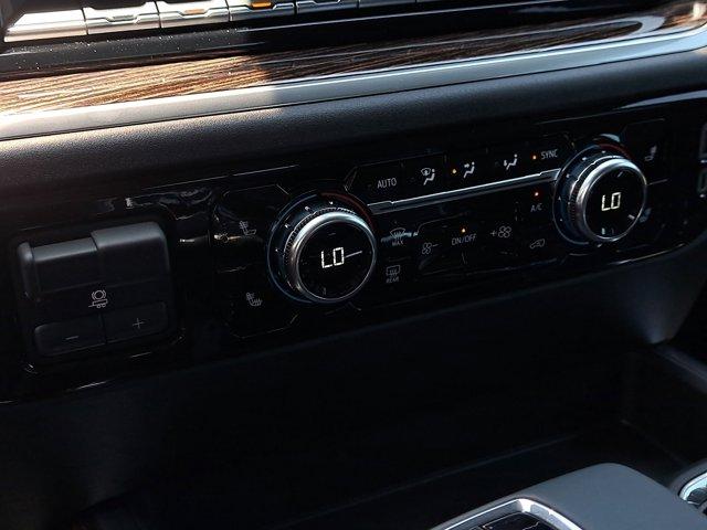 Photo of 2025 Summit White GMC Sierra 1500
