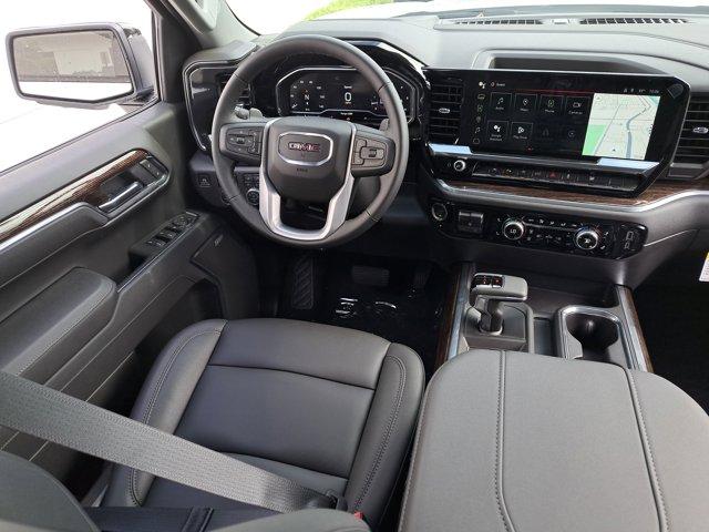 Photo of 2025 Summit White GMC Sierra 1500