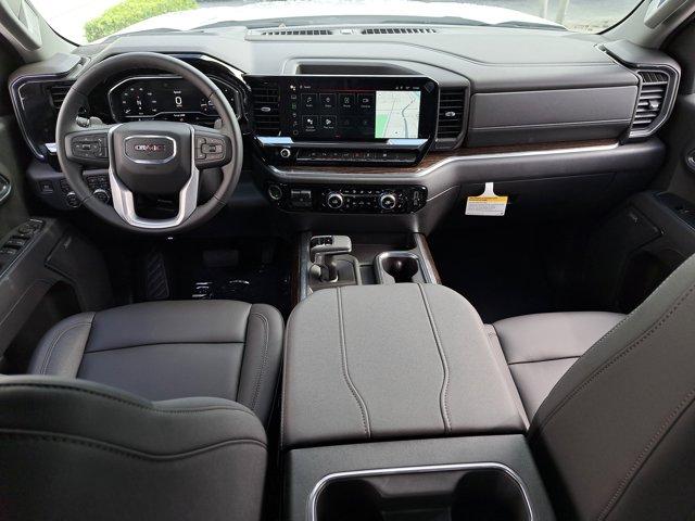 Photo of 2025 Summit White GMC Sierra 1500
