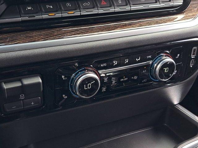 Photo of 2025 Summit White GMC Sierra 1500