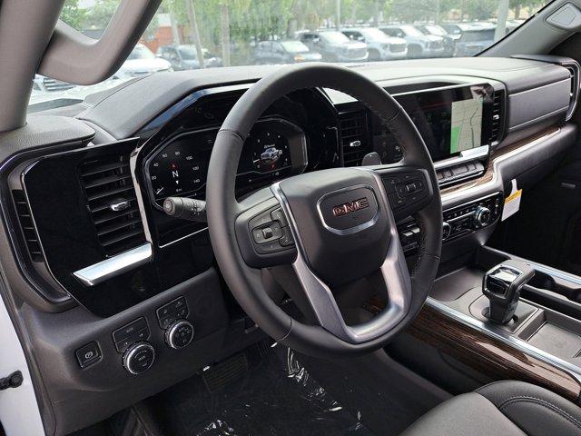Photo of 2025 Summit White GMC Sierra 1500