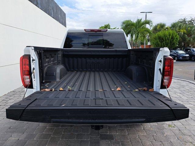 Photo of 2025 Summit White GMC Sierra 1500