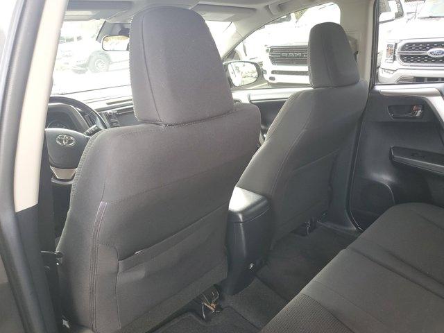 Photo of 2018 Magnetic Gra Toyota RAV4