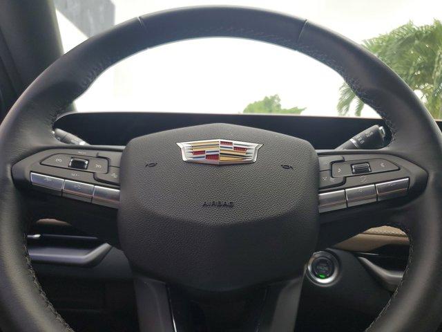 Photo of 2025 Argent Silver Metallic Cadillac XT4