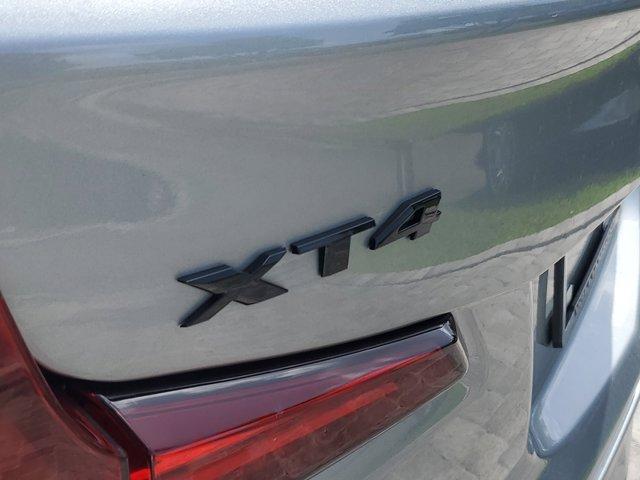 Photo of 2025 Argent Silver Metallic Cadillac XT4
