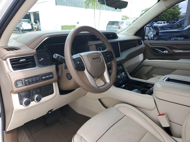 Photo of 2021 Summit White GMC Yukon