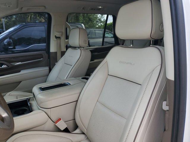 Photo of 2021 Summit White GMC Yukon