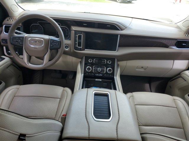 Photo of 2021 Summit White GMC Yukon
