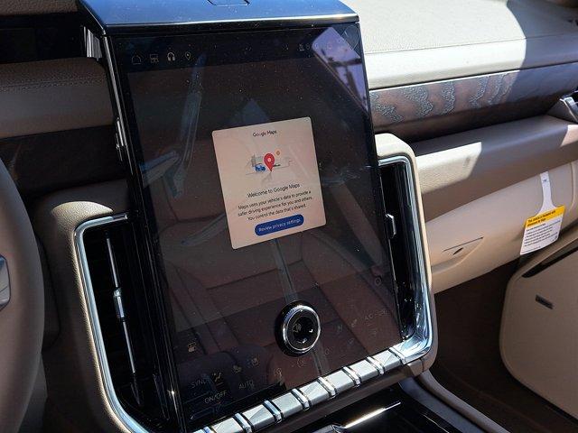 Photo of 2025 White Frost Tricoat GMC Yukon