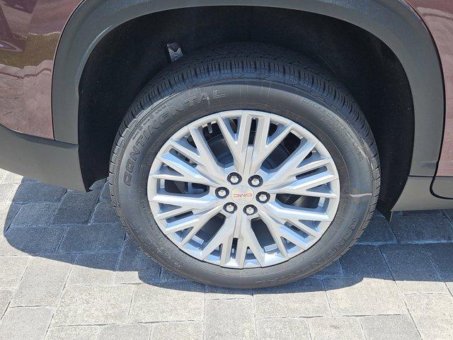 Photo of 2025 Crystal Metallic GMC Acadia