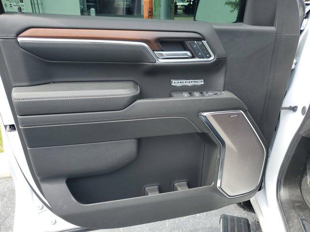 Photo of 2024 White Frost Tricoat GMC Sierra 1500