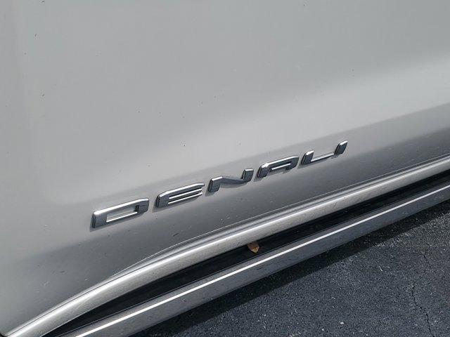 Photo of 2024 White Frost Tricoat GMC Sierra 1500
