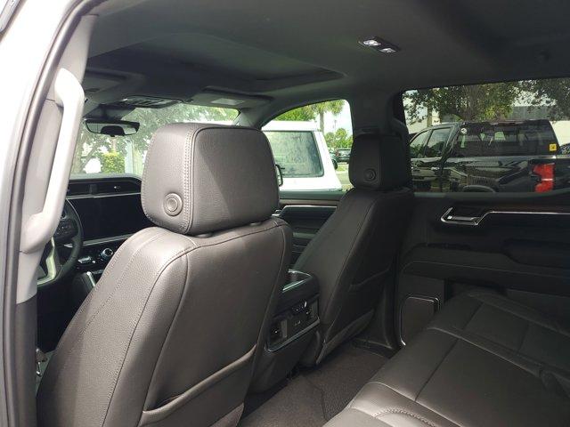 Photo of 2024 White Frost Tricoat GMC Sierra 1500