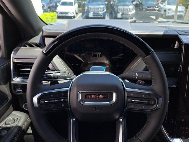 Photo of 2025 Onyx Black GMC Yukon XL