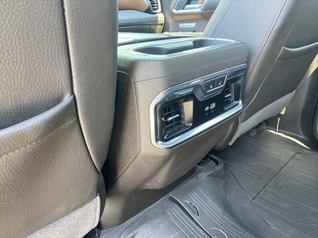 Photo of 2023 White Frost Tricoat GMC Sierra 1500