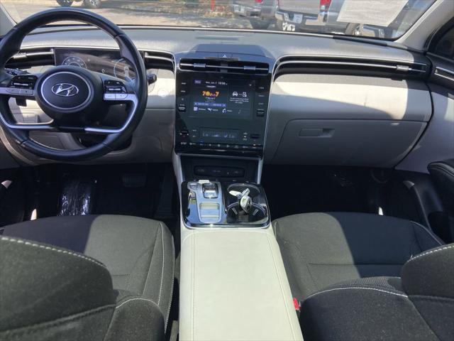 Photo of 2022 Phantom Black Hyundai TUCSON Hybrid