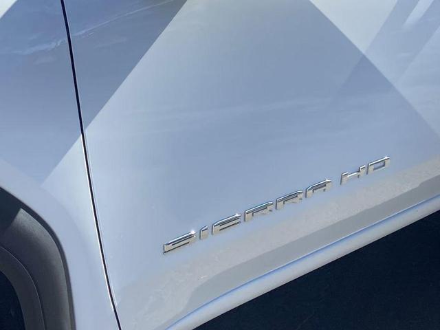 Photo of 2025 Summit White GMC Sierra 2500