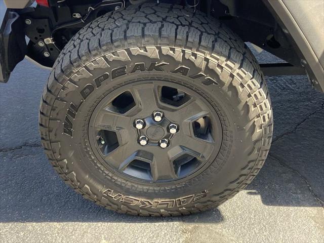 Photo of 2023 Firecracker Red Clearcoat Jeep Gladiator