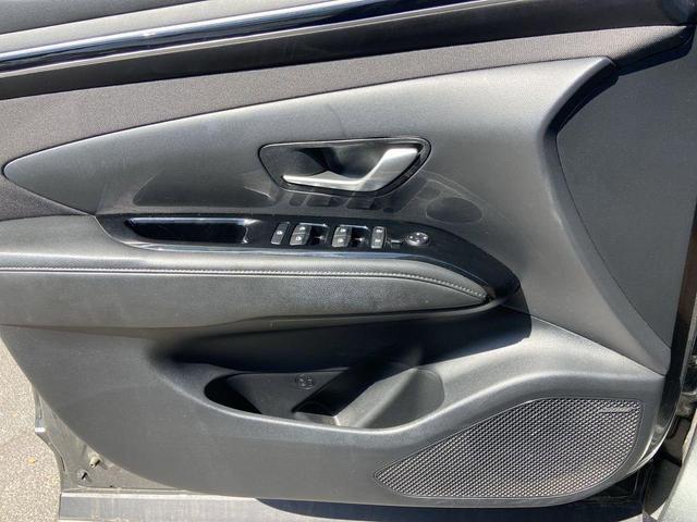 Photo of 2022 Amazon Gray Hyundai TUCSON