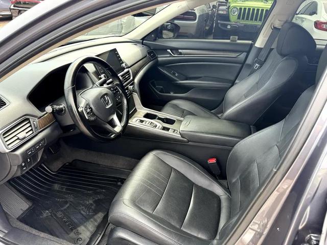 Photo of 2020 Gray Honda Accord