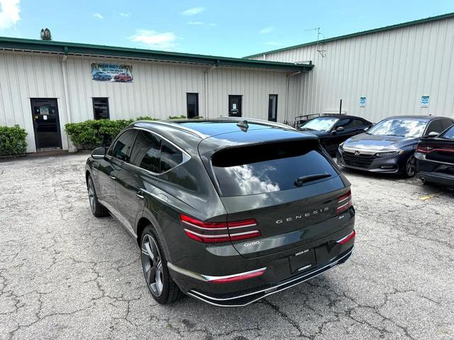 Photo of 2025 Dark Green Genesis GV80