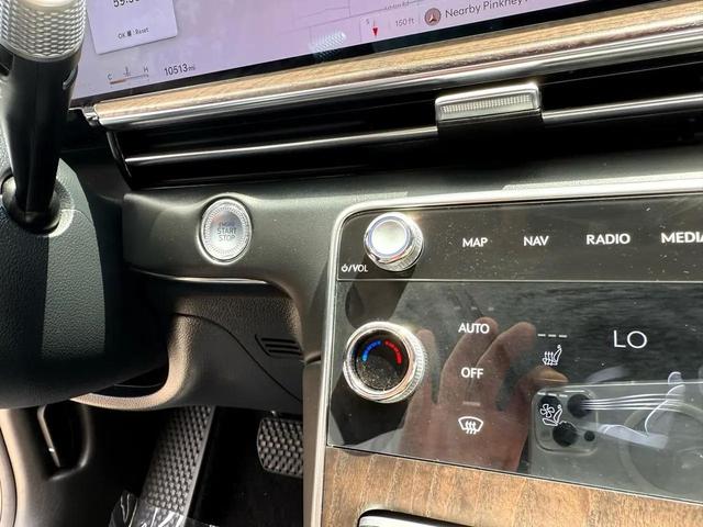 Photo of 2025 Dark Green Genesis GV80