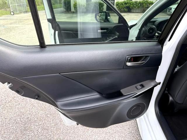 Photo of 2023 Pearl White Lexus IS 350