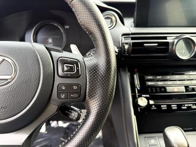 Photo of 2023 Pearl White Lexus IS 350