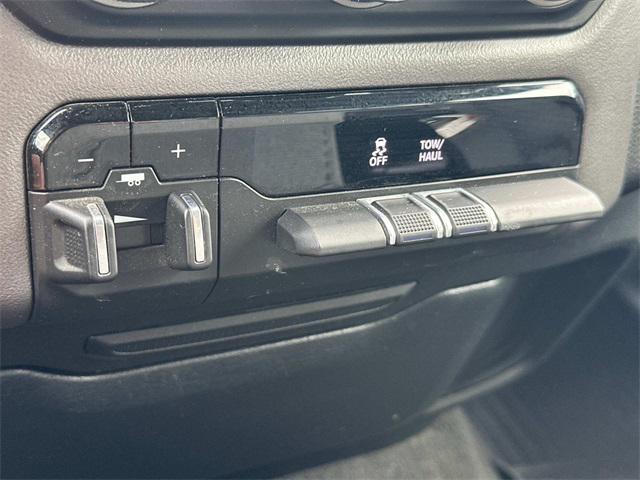 Photo of 2023 Bright White Clearcoat RAM 1500