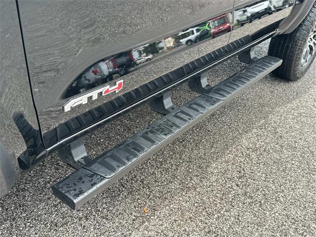 Photo of 2023 Onyx Black GMC Canyon