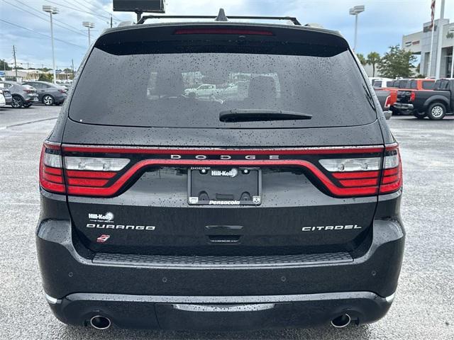Photo of 2022 DB Black Clearcoat Dodge Durango