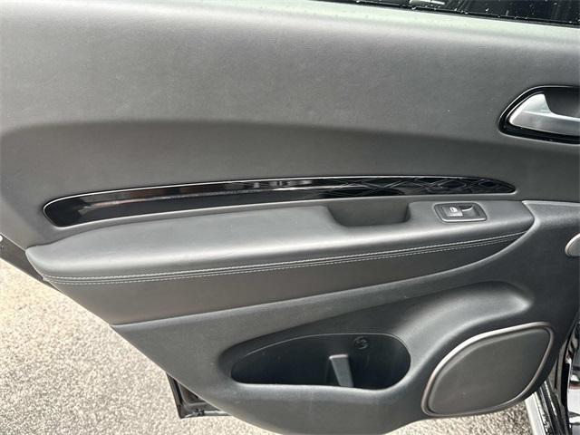 Photo of 2022 DB Black Clearcoat Dodge Durango