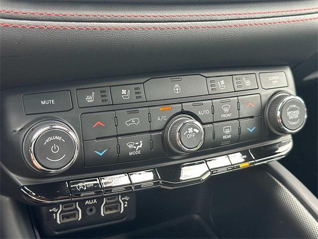 Photo of 2024 White Knuckle Clearcoat Dodge Durango