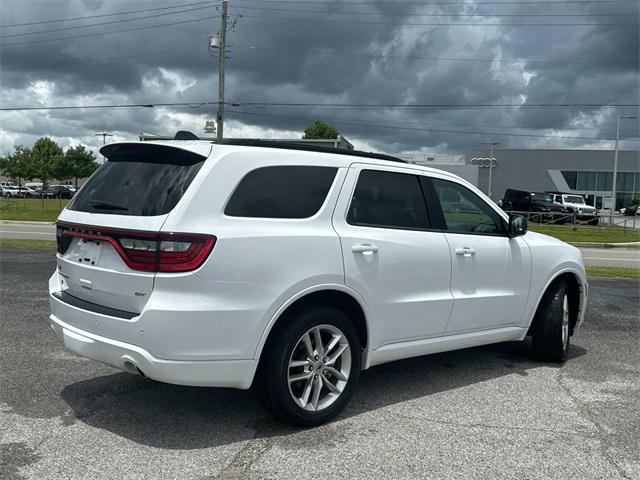 Photo of 2024 White Knuckle Clearcoat Dodge Durango