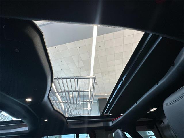 Photo of 2025 Firecracker Red Clearcoat Jeep Wrangler