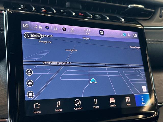 Photo of 2025 Diamond Black Crystal Pearlcoat Jeep Grand Cherokee