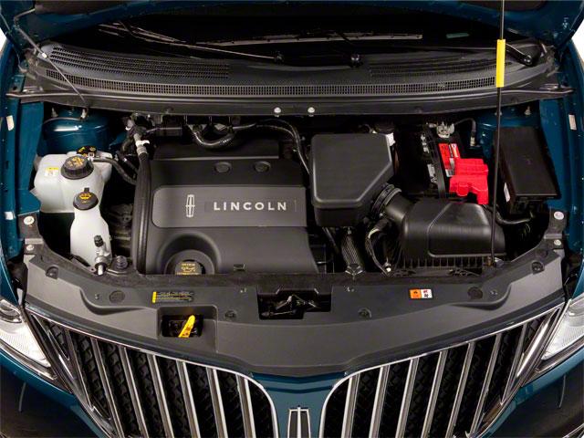 Photo of 2013 White Platinum Metallic Tri-Coat Lincoln MKX