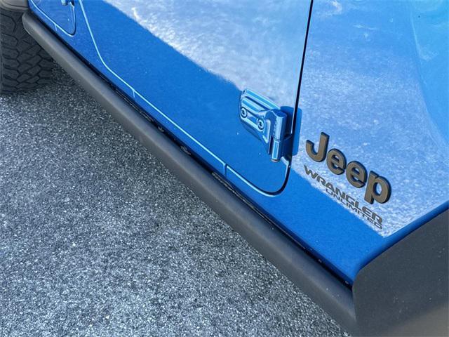 Photo of 2021 Hydro Blue Pearlcoat Jeep Wrangler